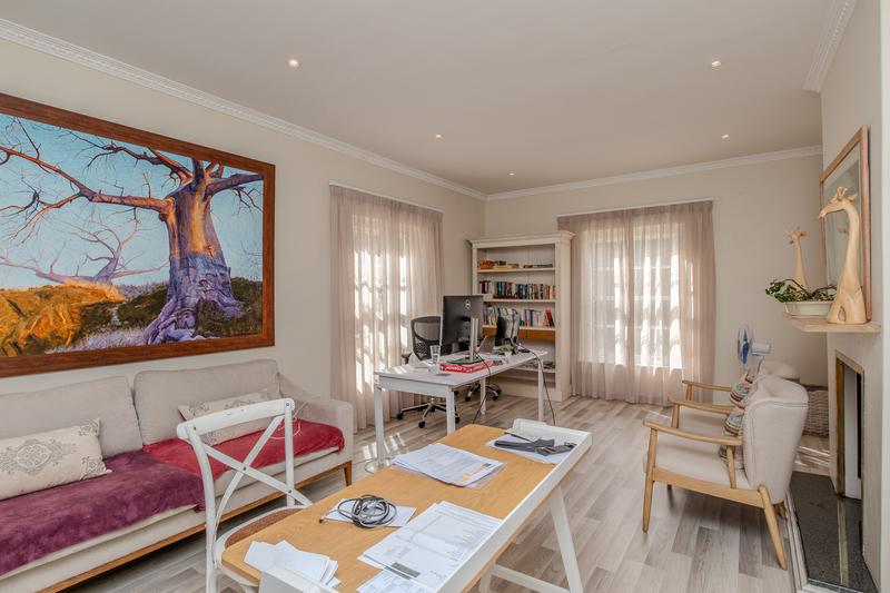 To Let 3 Bedroom Property for Rent in Constantia Western Cape